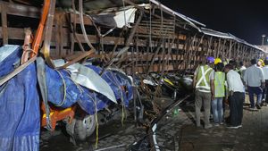 Papan Reklame di India Roboh gegara Hujan, 12 Orang tewas-60 Terluka