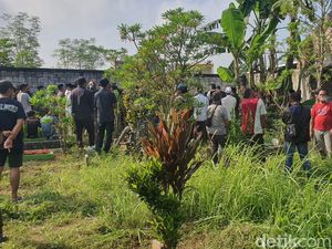 Korban Kecelakaan Fortuner Pulang dari Sambang Besan di Lumajang Korban Kecelakaan Fortuner Pulang dari Sambang Besan di Lumajang