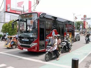 Pemkab Kebumen Bakal Siapkan Bus Sekolah Gratis di Seluruh Jalur Utama Pemkab Kebumen Bakal Siapkan Bus Sekolah Gratis di Seluruh Jalur Utama