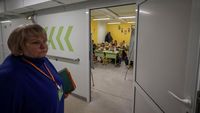 Potret Aktivitas Sekolah Bunker di Ukraina