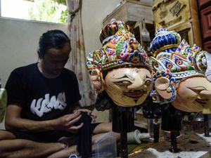 Potret Produksi Wayang Golek Purwa Sunda
