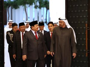 Begini Obrolan dan Suasana Hangat Pertemuan Prabowo-Gibran dengan MBZ Begini Obrolan dan Suasana Hangat Pertemuan Prabowo-Gibran dengan MBZ