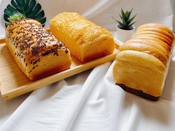 Cara Makan Roti Sisir yang Benar ala Chef Yongki Gunawan