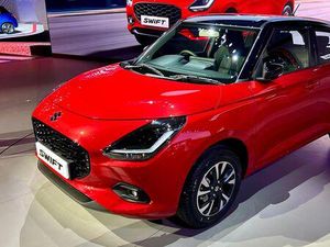 Banyak Berubah! Ini Tampang Suzuki Swift Baru yang Harganya Rp 120 Jutaan Banyak Berubah! Ini Tampang Suzuki Swift Baru yang Harganya Rp 120 Jutaan
