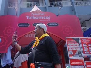 Telkomsel Hadirkan Paket Roaming Jamaah Haji, Harga Mulai Rp 450 Ribu Telkomsel Hadirkan Paket Roaming Jamaah Haji, Harga Mulai Rp 450 Ribu