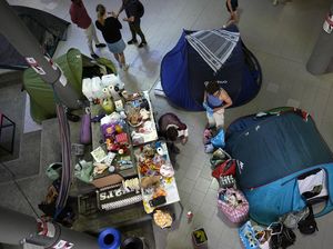 Aksi Bela Palestina, Mahasiswa Belgia Berkemah di Kampus Aksi Bela Palestina, Mahasiswa Belgia Berkemah di Kampus