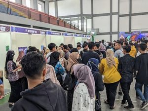 50 Perusahaan Buka Lowongan di Trenggalek Diserbu Ribuan Pencari Kerja 50 Perusahaan Buka Lowongan di Trenggalek Diserbu Ribuan Pencari Kerja