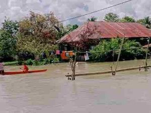 5 Desa di Lutra Sebulan Terendam Banjir, Warga Mulai Terserang Gatal-gatal
