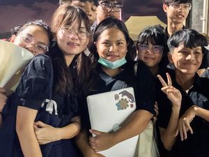 Dunia Hari Ini: Aktivis Thailand Meninggal Setelah Mogok Makan di Penjara