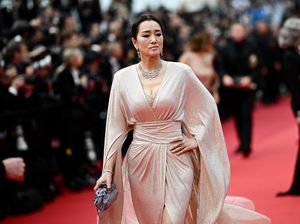 Ungkap Penghasilan Setahun Rp 1 Triliun, Michel Jarre Malah Ditolak Gong Li Ungkap Penghasilan Setahun Rp 1 Triliun, Michel Jarre Malah Ditolak Gong Li