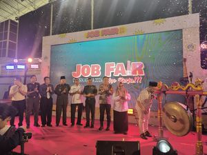 Tekan Angka Pengangguran, Pemkab Gresik Buka Job Fair 2024