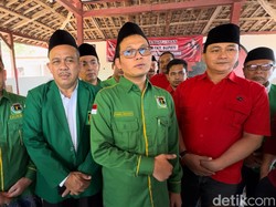 Umam Nursalim Adik Gus Baha Daftar Bacabup Rembang di 3 Parpol
