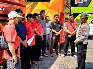 Polres Batu Sosialisasikan Keselamatan Berkendara Pascakecelakaan Subang Polres Batu Sosialisasikan Keselamatan Berkendara Pascakecelakaan Subang