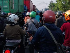 Buntut Macet Horor Manyar Gresik, DPRD Panggil Dishub-Manajemen Mie Sedaap Buntut Macet Horor Manyar Gresik, DPRD Panggil Dishub-Manajemen Mie Sedaap