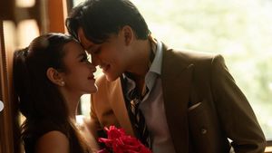 8 Foto Prewedding Rizky Febian-Mahalini, Tampil Vintage Berbalut Gaun & Jas