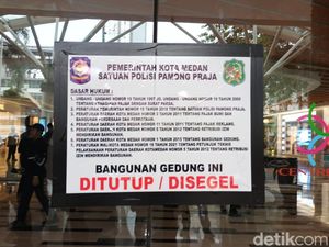 Bobby Segel Mal Centre Point di Medan gegara Tunggak Pajak Rp 250 M