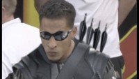 Wajah Antony juga diubah jadi salah satu karakter film Blade, lengkap dengan kacamata, panah dan seragamnya. Top! (Foto: Twitter)