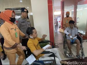 7 Korban Laka Bus Maut Subang di RS Brimob Dipulangkan, 5 Masih Dirawat 7 Korban Laka Bus Maut Subang di RS Brimob Dipulangkan, 5 Masih Dirawat