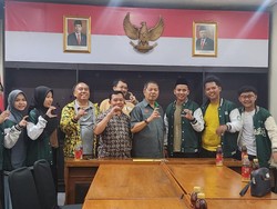 Nahdliyin Muda Usul Pasangan Ridwan Kamil-Ono Surono buat Pilgub Jabar