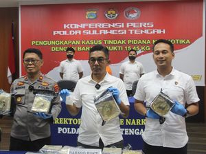 Kurir Narkoba Bawa 15 Kg Sabu di Palu Ditangkap, Dijanji Upah Rp 15 Juta Kurir Narkoba Bawa 15 Kg Sabu di Palu Ditangkap, Dijanji Upah Rp 15 Juta