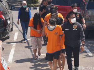 Nasib PSK Anak yang Dijajakan Muncikari Yeyen di Surabaya Lewat MiChat Nasib PSK Anak yang Dijajakan Muncikari Yeyen di Surabaya Lewat MiChat
