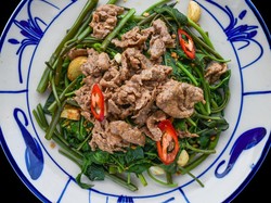 Resep Tumis Kangkung dan Daging Sapi, Lauk Praktis yang Lezat