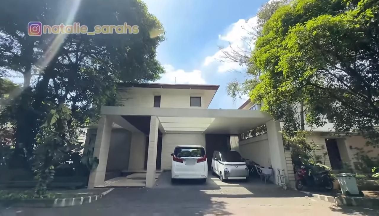 Rumah Meisya Siregar dan Bebi Romeo