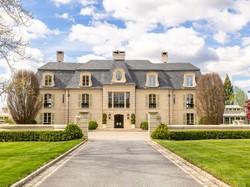 Aya-aya Wae! Rumah Rp 562 M Didonasikan Karena Nggak Laku Dijual