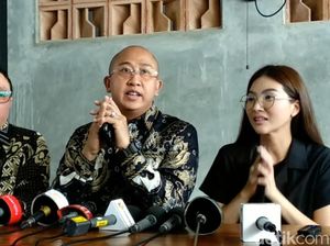 Kuasa Hukum Jelaskan Alasan Sarwendah Tak Hadiri Sidang Cerai Kuasa Hukum Jelaskan Alasan Sarwendah Tak Hadiri Sidang Cerai