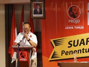 Projo Jatim Dukung Jokowi Gabung Golkar: Jangan Pensiun Dulu