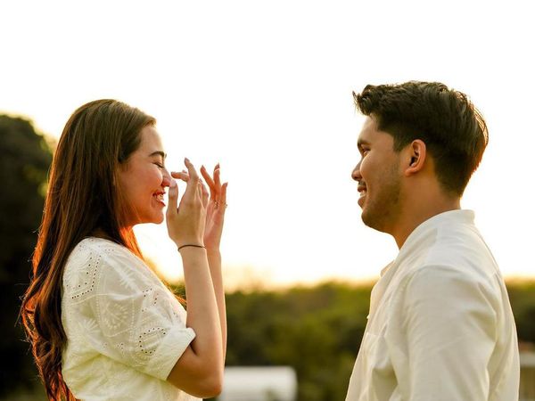 She Said Yes! Tawa dan Tangis Bahagia Aaliyah Massaid Dilamar Thariq Halilintar