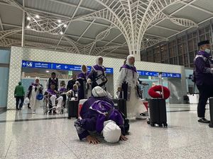 Jadwal Pemulangan Jemaah Haji Debarkasi Makassar 2024, Cek di Sini! Jadwal Pemulangan Jemaah Haji Debarkasi Makassar 2024, Cek di Sini!