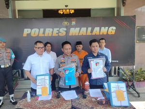 3 Tahun Korupsi Dana Desa, Eks Kades Wadung Malang Ditangkap Polisi 3 Tahun Korupsi Dana Desa, Eks Kades Wadung Malang Ditangkap Polisi