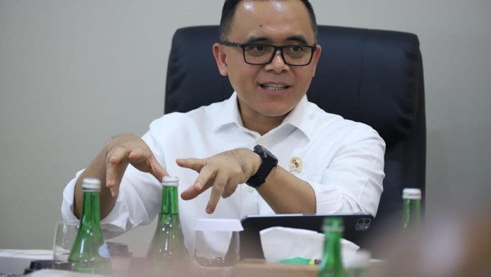 MenPAN-RB Abdullah Azwar Anas MenPAN-RB Abdullah Azwar Anas