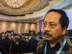 Bos Smartfren Buka Suara Soal CEO XL Axiata Mundur Saat Proses Merger