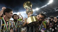 Dilansir oleh Opta, Allegri pun mencatatkan sejarah sebagai pelatih pertama yang menjuarai Coppa Italia sebanyak lima kali.  