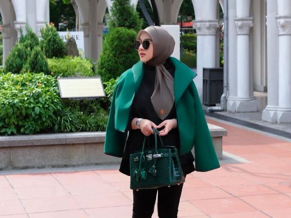 7 Foto Terbaru Syahrini yang Sudah Dikonfirmasi Hamil Oleh Orang Terdekat