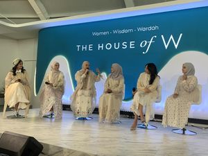 Healing Sekaligus Upgrade Skill Khusus Perempuan di House of W