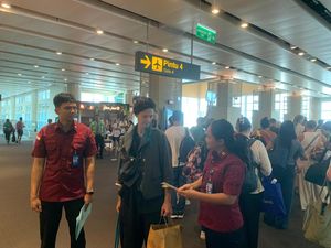 Perempuan Belanda Diusir gegara Overstay 131 Hari di Bali Perempuan Belanda Diusir gegara Overstay 131 Hari di Bali