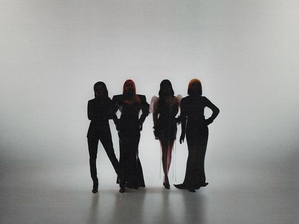 2NE1 Kumpul Rayakan Ultah ke-15