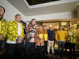Golkar Resmi Usung Khofifah-Emil di Pilkada Jatim