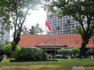 Selain Bayar Royalti, Pemerintah Minta Pengelola Hotel Sultan Kosongkan Lahan