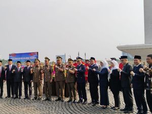 Heru Budi Pimpin Upacara HUT Ke-74 Satpol PP dan Ke-62 Satlinmas di Monas