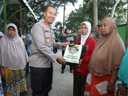 Kapolres Kediri Kota Sampaikan Pesan Kamtibmas Lewat Jumat Curhat