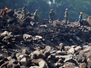 Hari Ketujuh Pascabanjir Sumbar, 13 Orang Masih Hilang