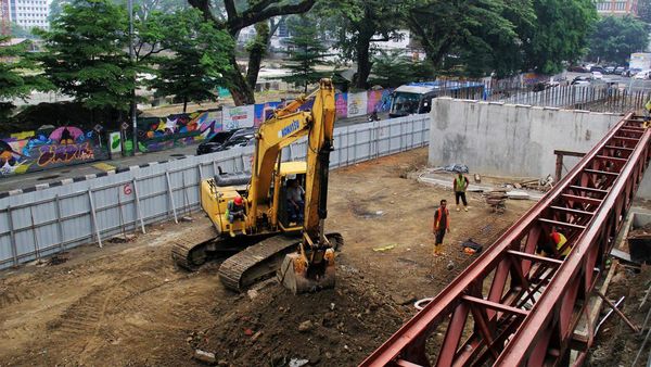 Melihat Progres Pembangunan Overpass di Medan