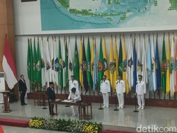 Mendagri Tito Lantik 5 Penjabat Gubernur Sulsel hingga Banten