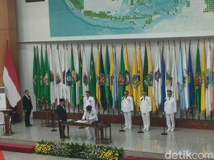 Mendagri Tito Lantik 5 Penjabat Gubernur Sulsel hingga Banten Mendagri Tito Lantik 5 Penjabat Gubernur Sulsel hingga Banten