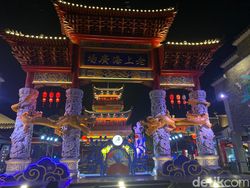 Old Shanghai, Pusat Kuliner Bergaya Chinatown di Sedayu City