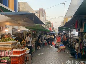 5 Kuliner di Pintu Air Pasar Baru, Nasi Bebek hingga Soto Madura Legendaris